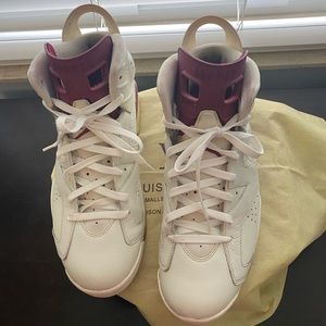 Air Jordan maroon 6